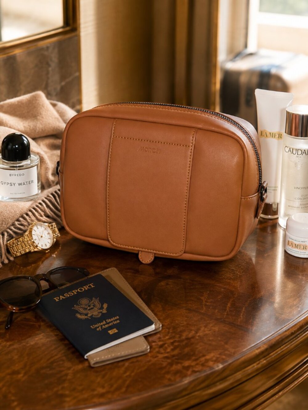 Monos Metro Vegan Leather Cosmetic Toiletry Case Saddle Tan Travel Bag EUC